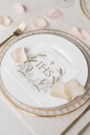 pol_pm_Serwetki-IHS-33×33-cm-zloty-89840_3