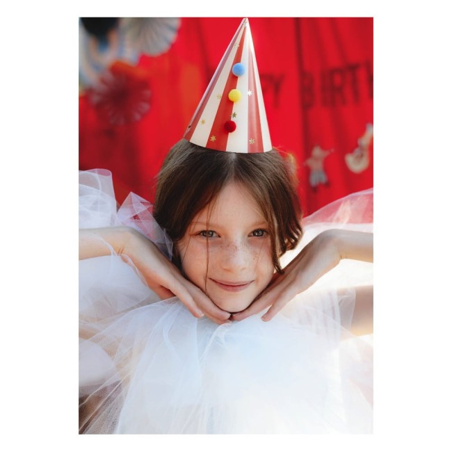 czapeczki-papierowe-z-pomponami-cyrk-16-cm-6-sztt.